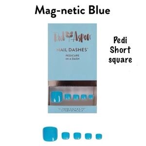 Red Aspen Nail Dashes, Pedi in Magnetic Blue. Short Square, Bright Blue, NIB